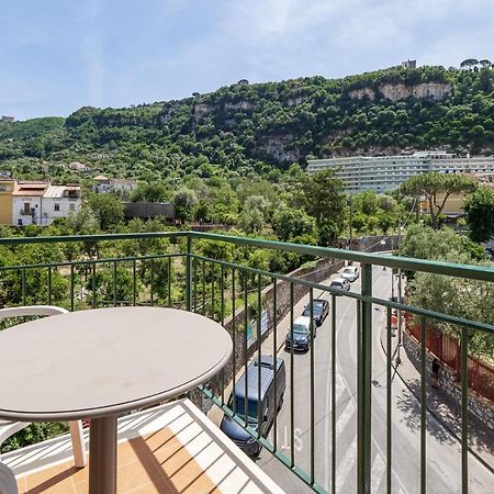 Parsano Suite - De Vivo Realty Sorrento Exterior foto